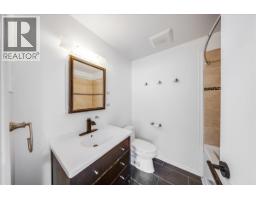 2108 Third Avenue, Rossland, BC V0G1Y0 Photo 18
