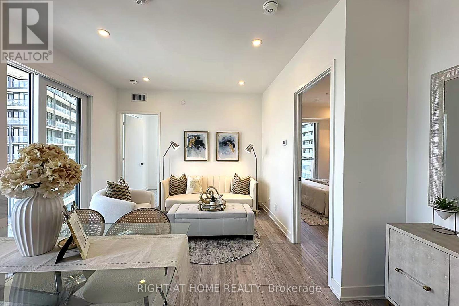 #3302 108 PETER STREET - 1