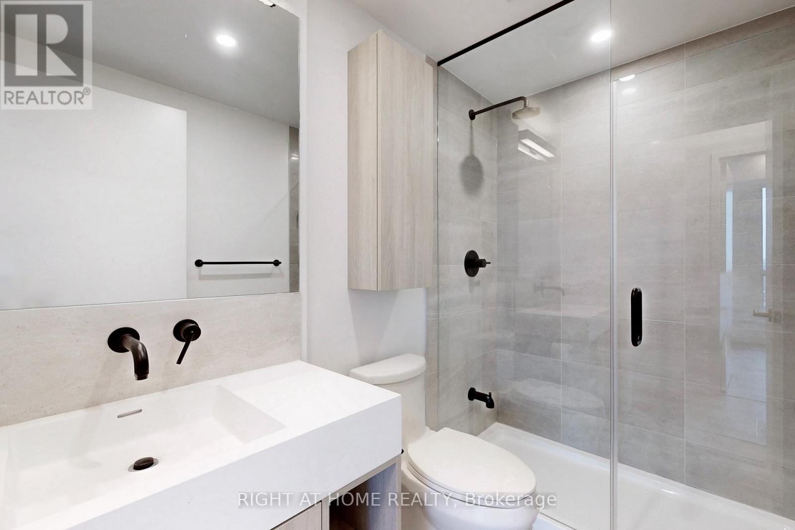 #3302 108 PETER STREET - 6