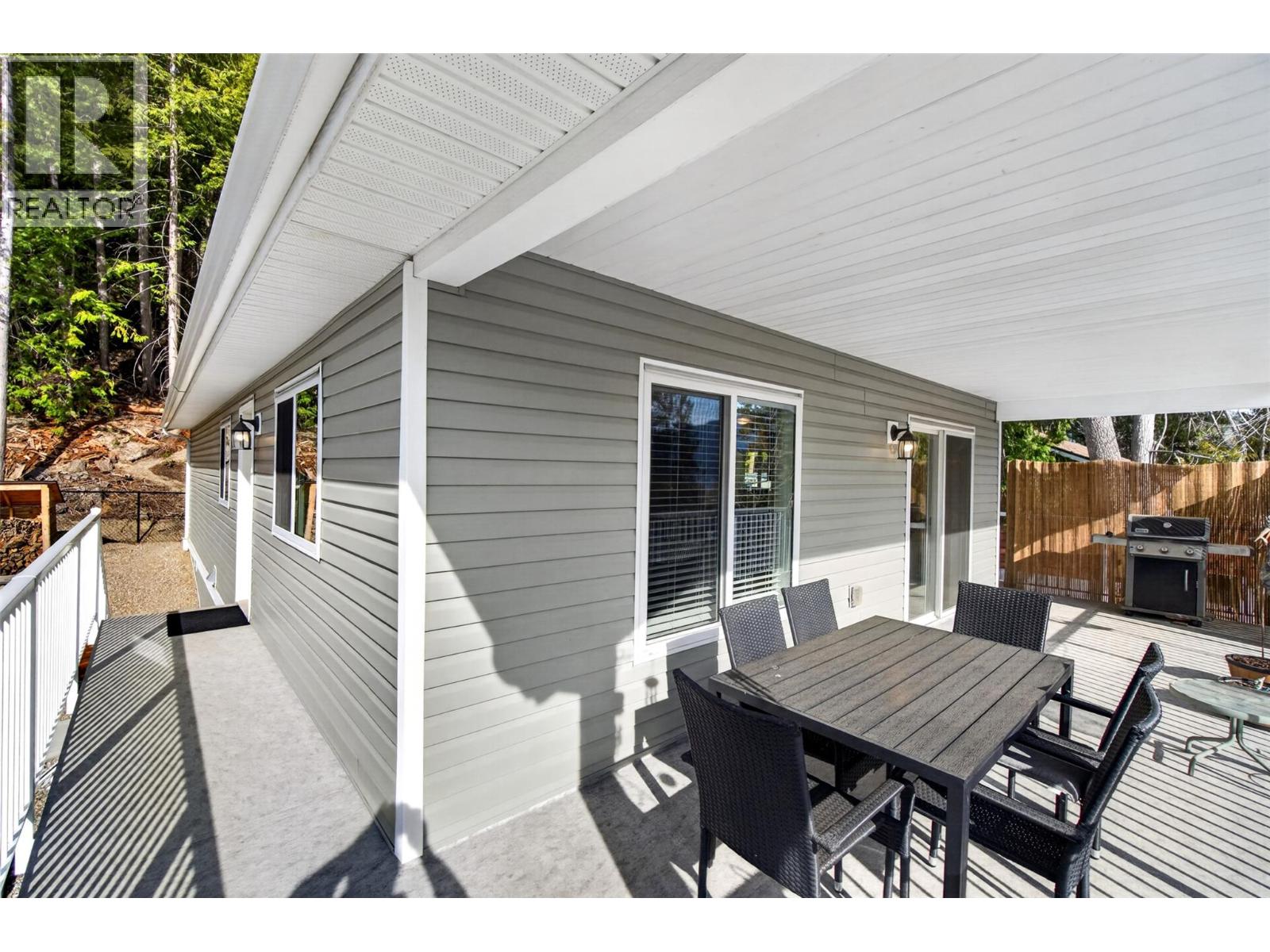 6841 46 Street NE - 31