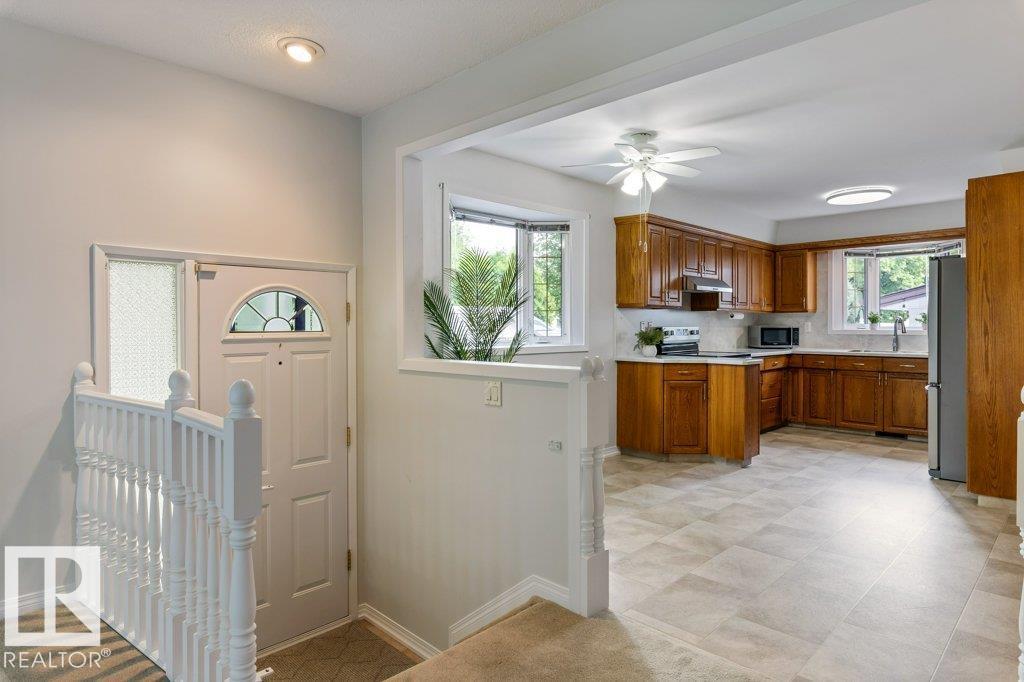 11217 38 ST NW - 6