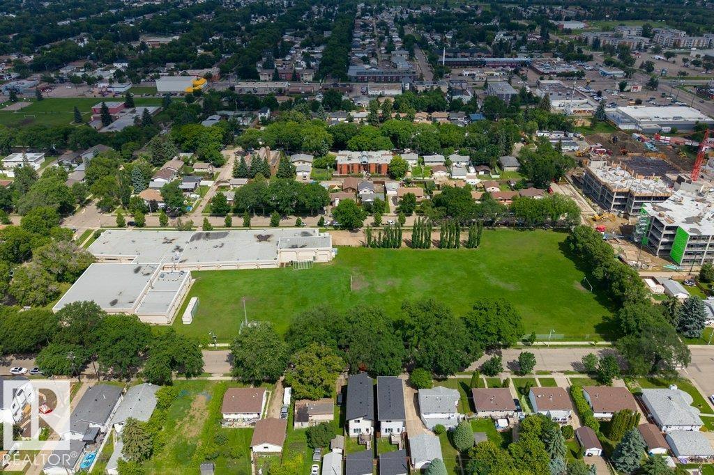 11217 38 ST NW - 72