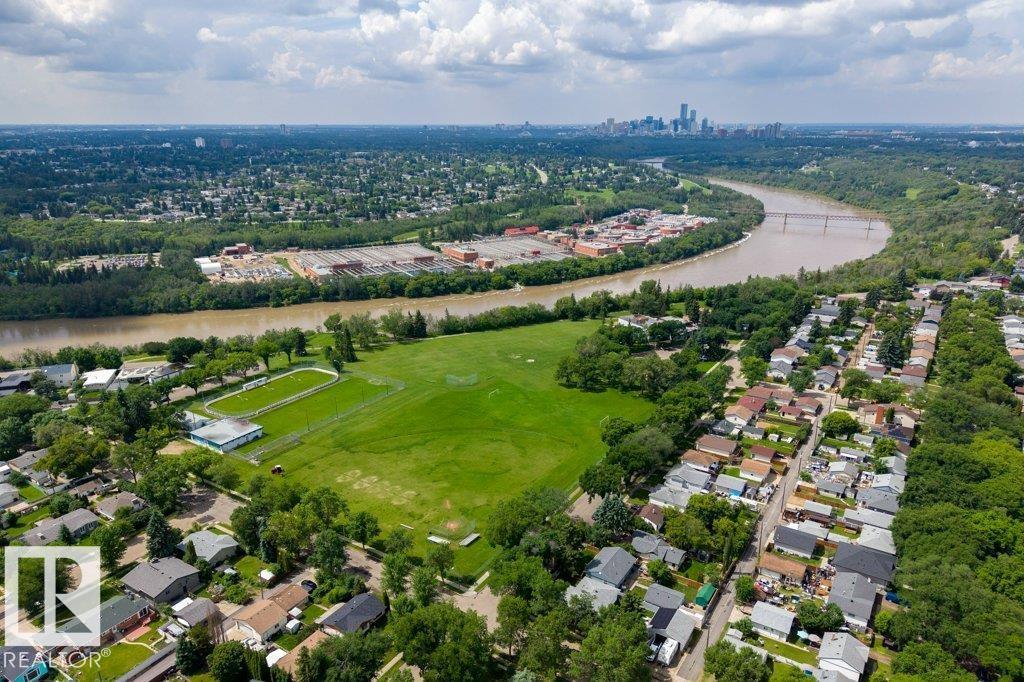 11217 38 ST NW - 73
