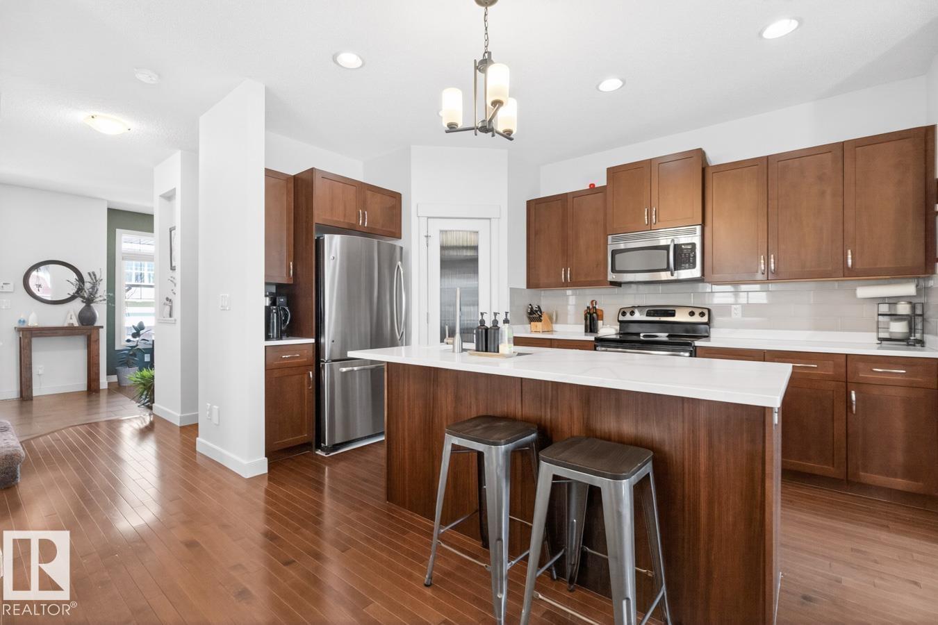 418 SIMMONDS WY - 11