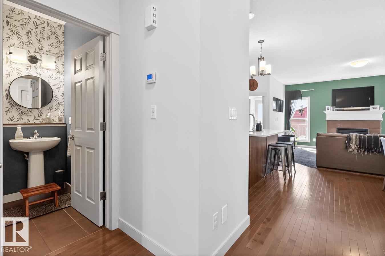 418 SIMMONDS WY - 19