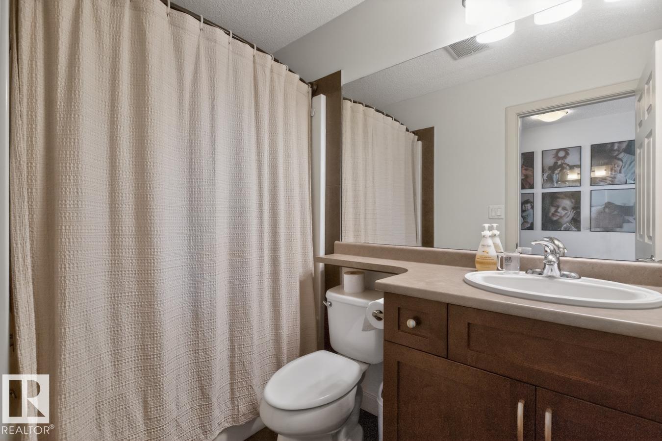 418 SIMMONDS WY - 31