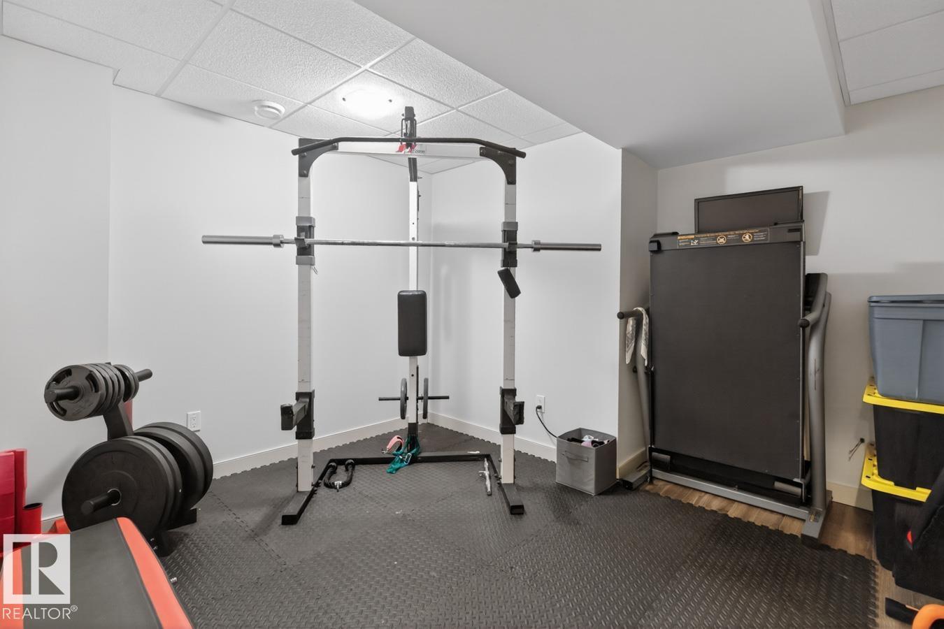 418 SIMMONDS WY - 38