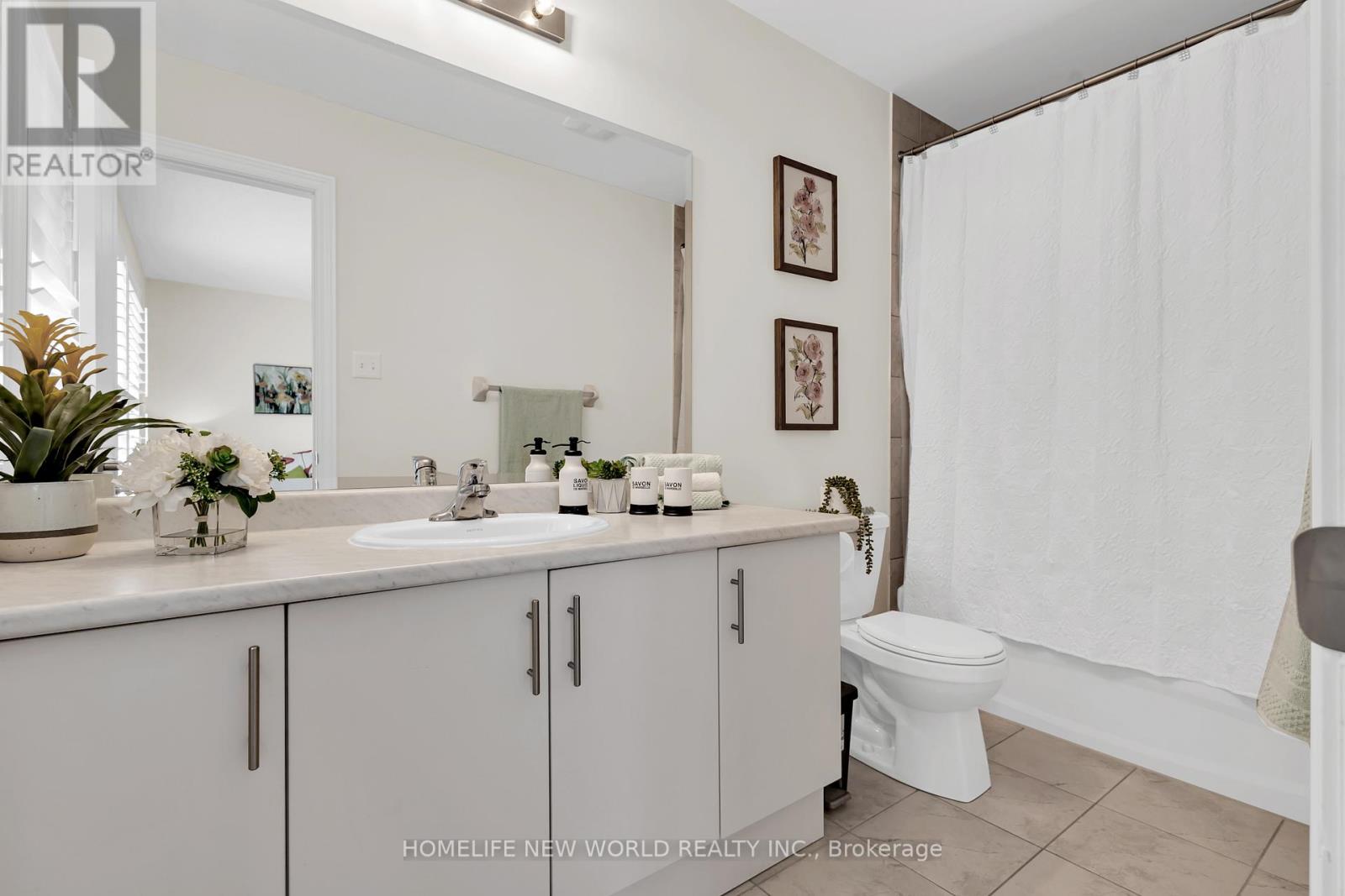 #71 88 DECORSO DRIVE - 30