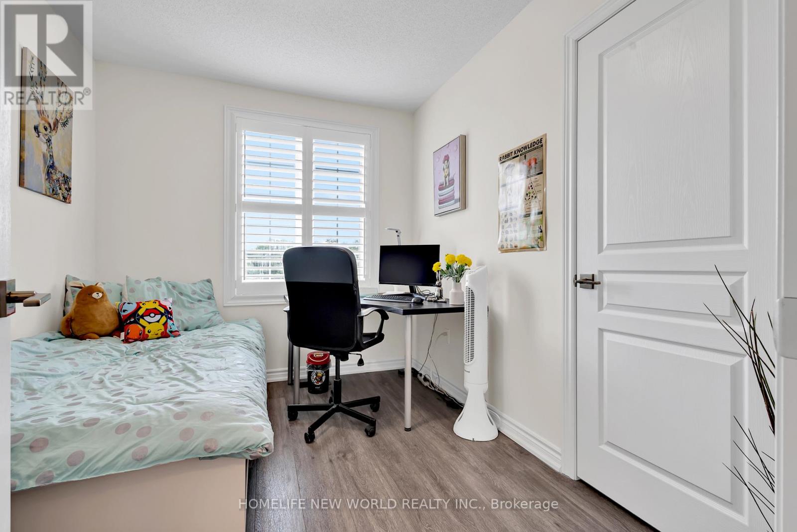 #71 88 DECORSO DRIVE - 31