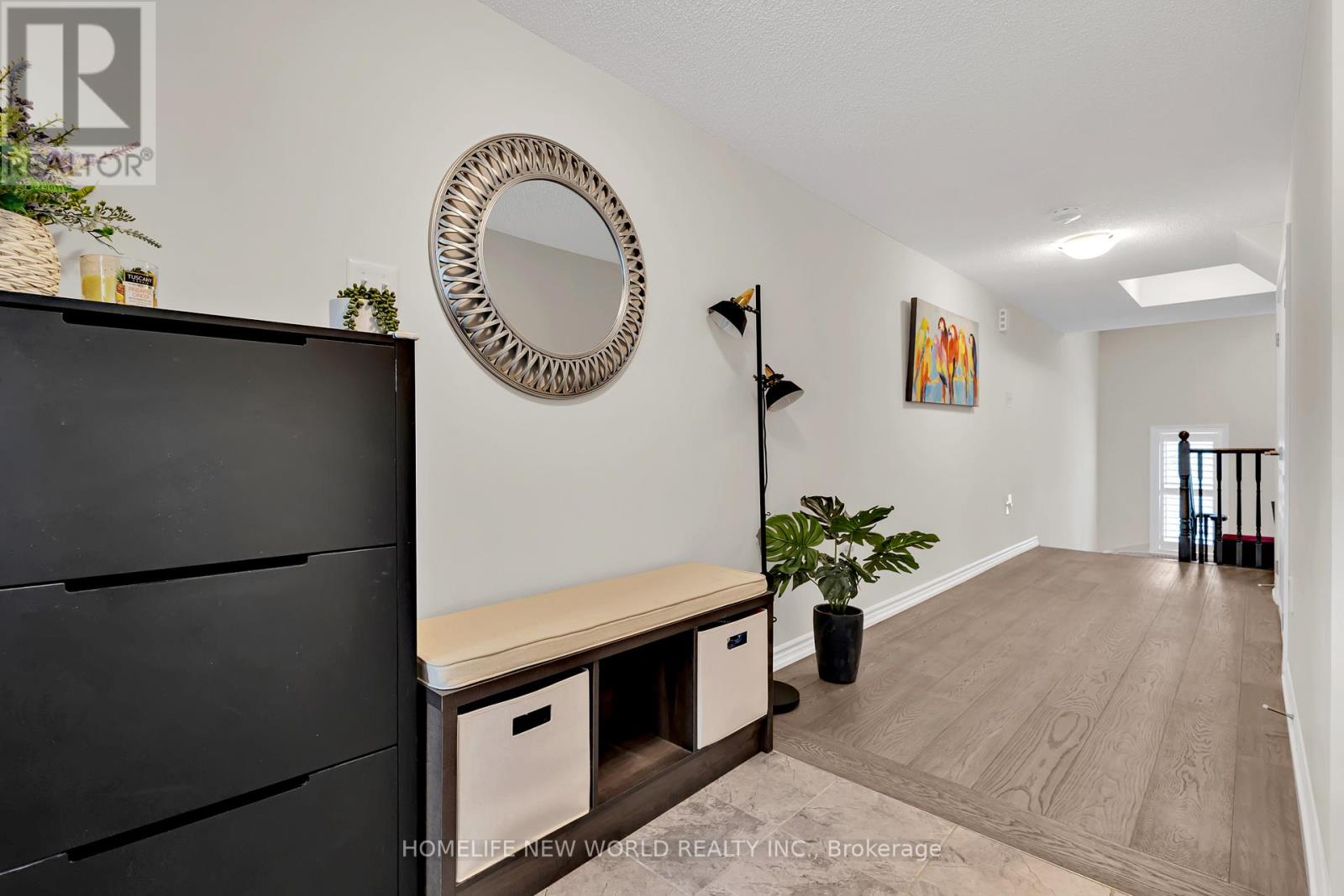 #71 88 DECORSO DRIVE - 5
