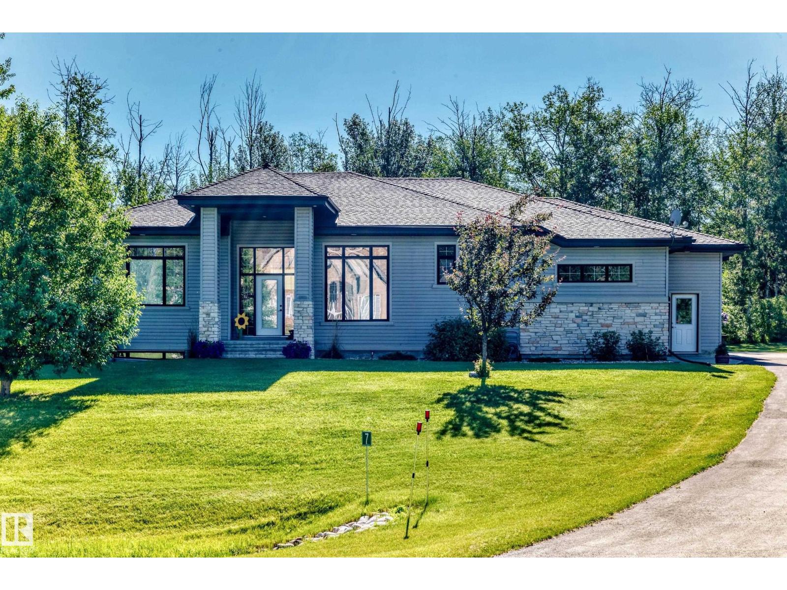 #7 53216 RGE ROAD 264 - 1