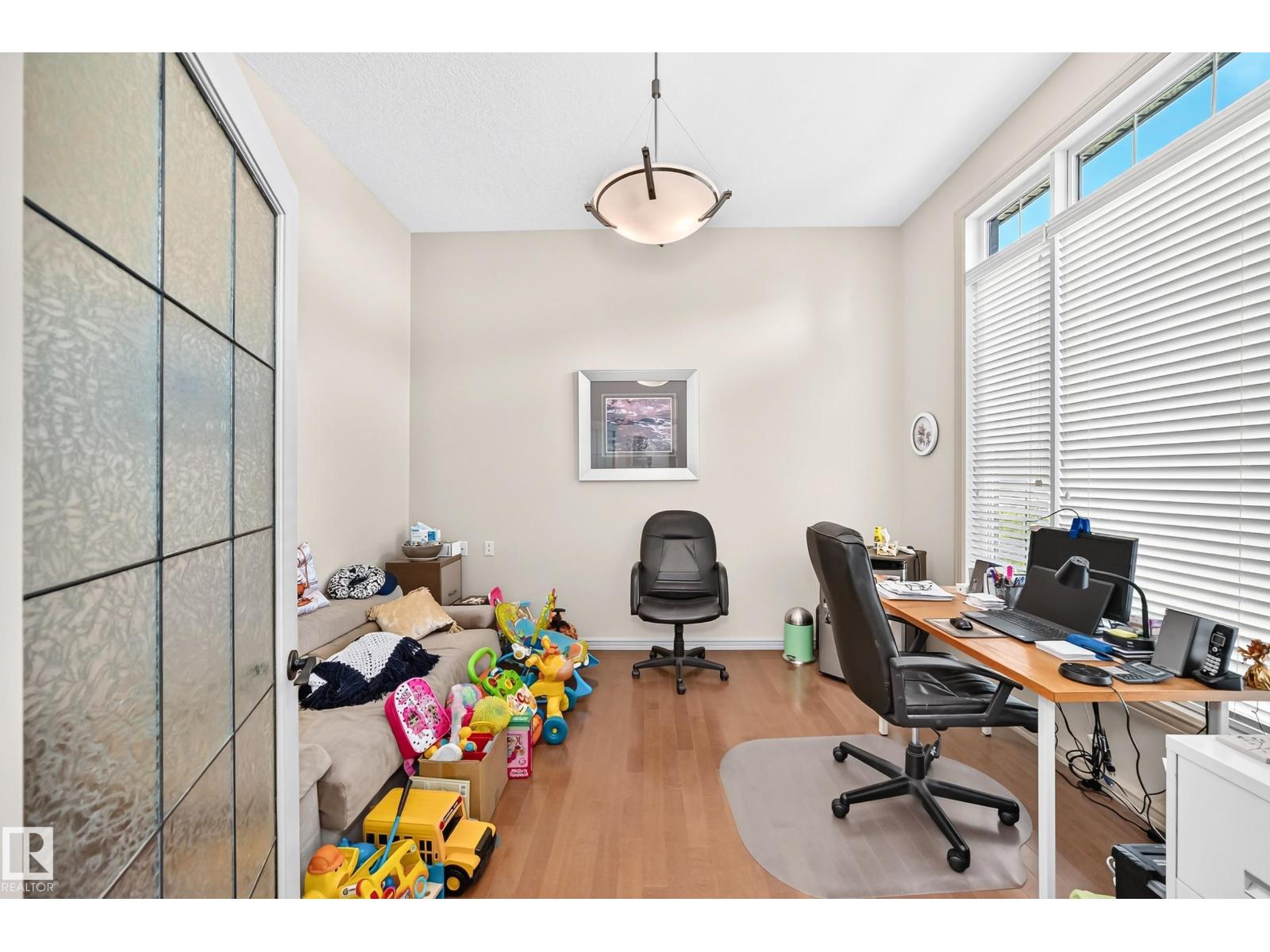 #7 53216 RGE ROAD 264 - 20