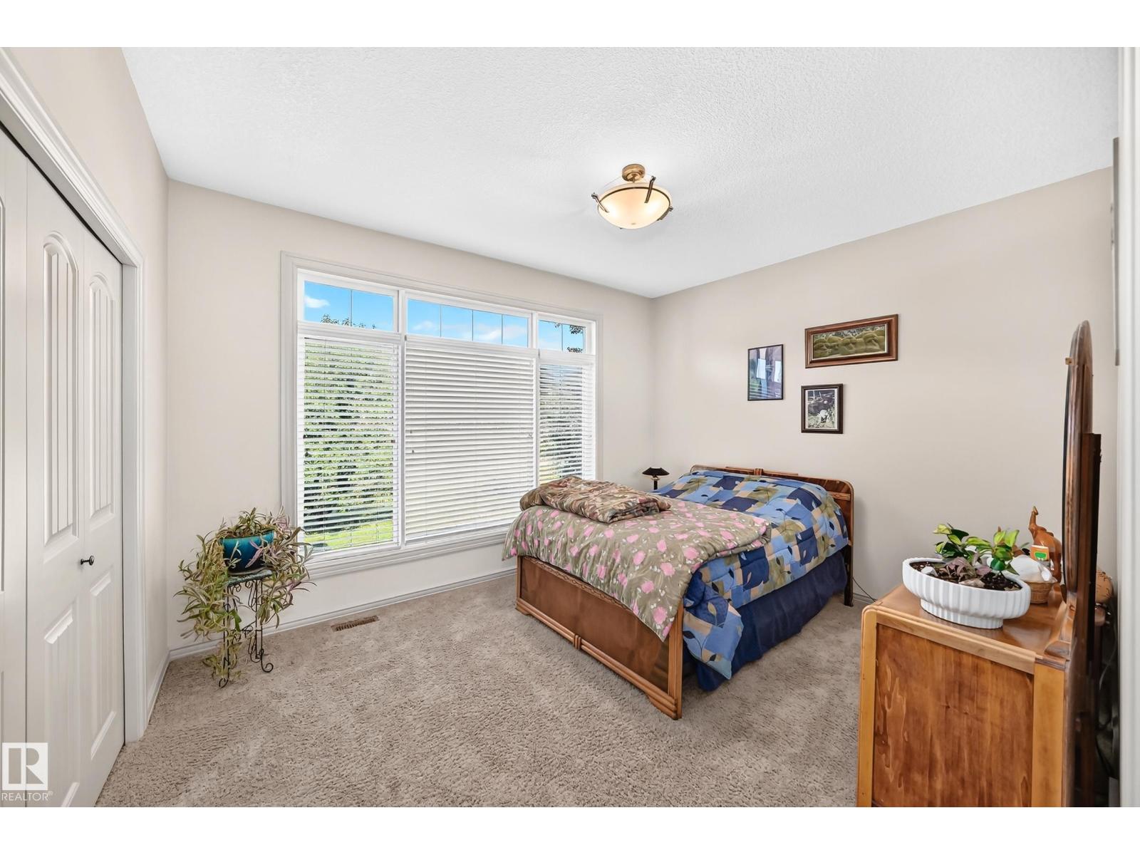 #7 53216 RGE ROAD 264 - 22