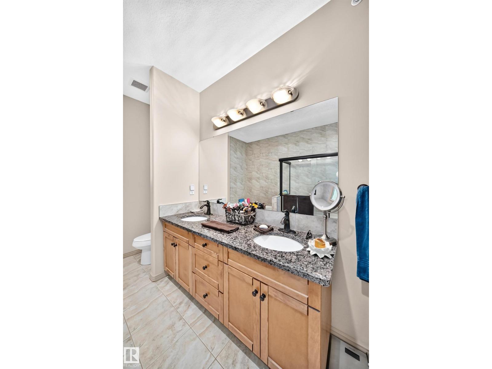 #7 53216 RGE ROAD 264 - 33