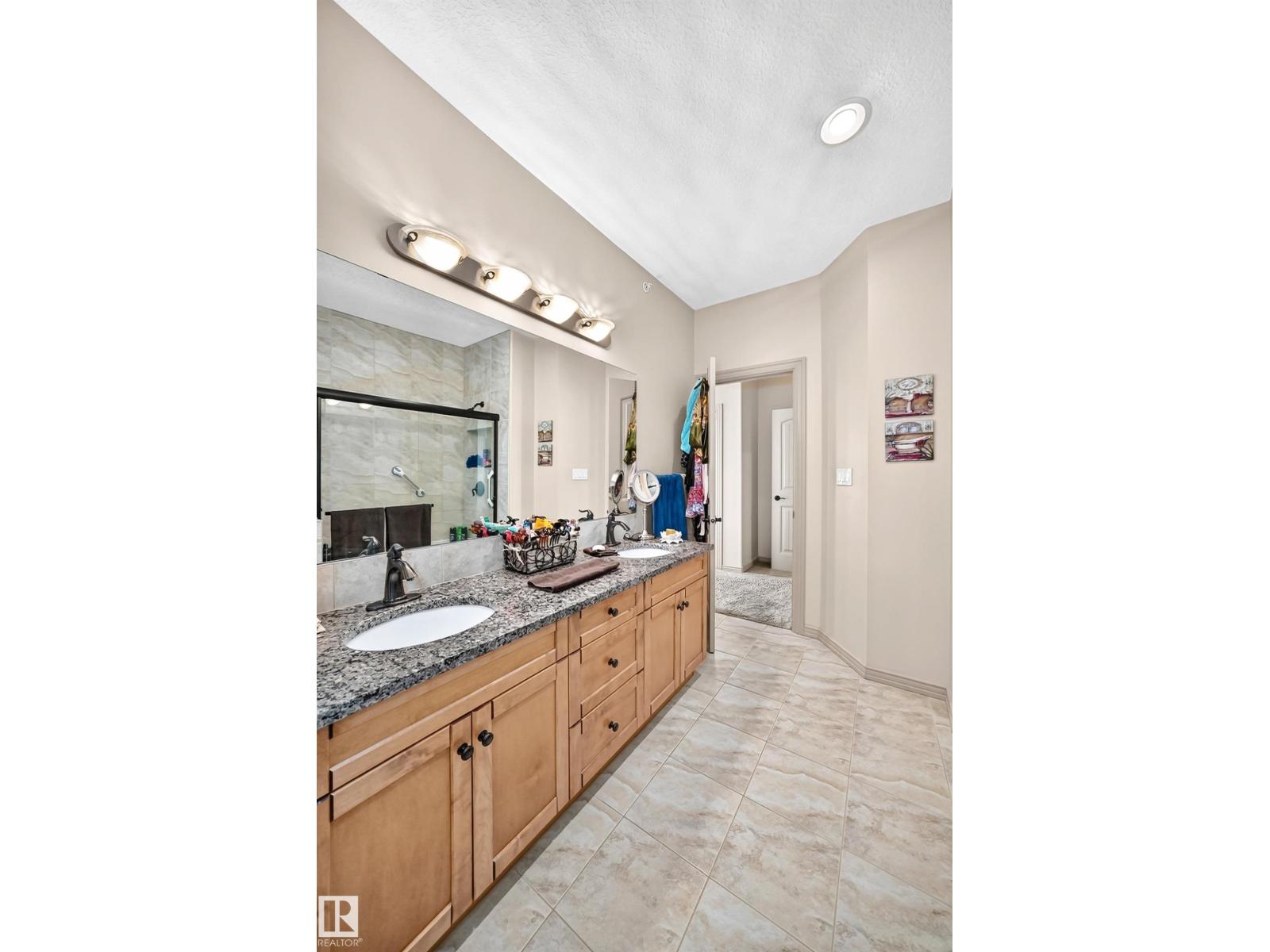 #7 53216 RGE ROAD 264 - 35