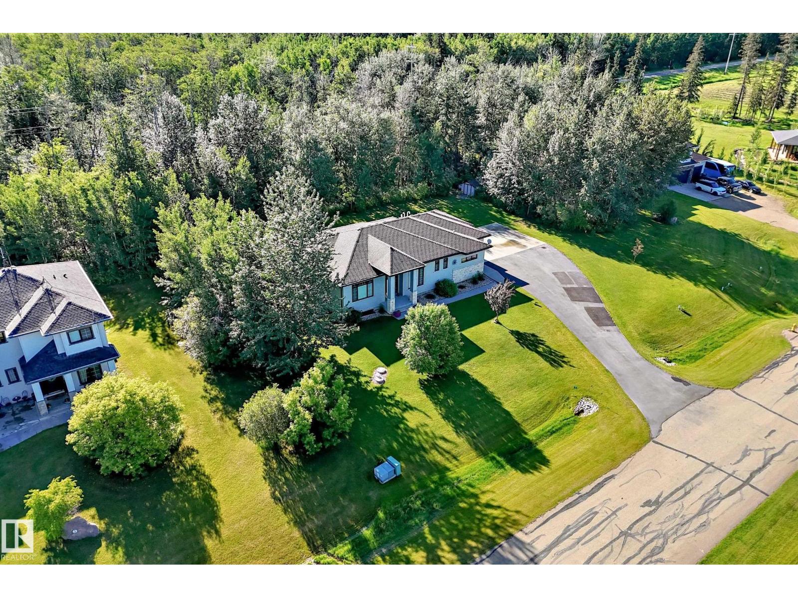 #7 53216 RGE ROAD 264 - 64