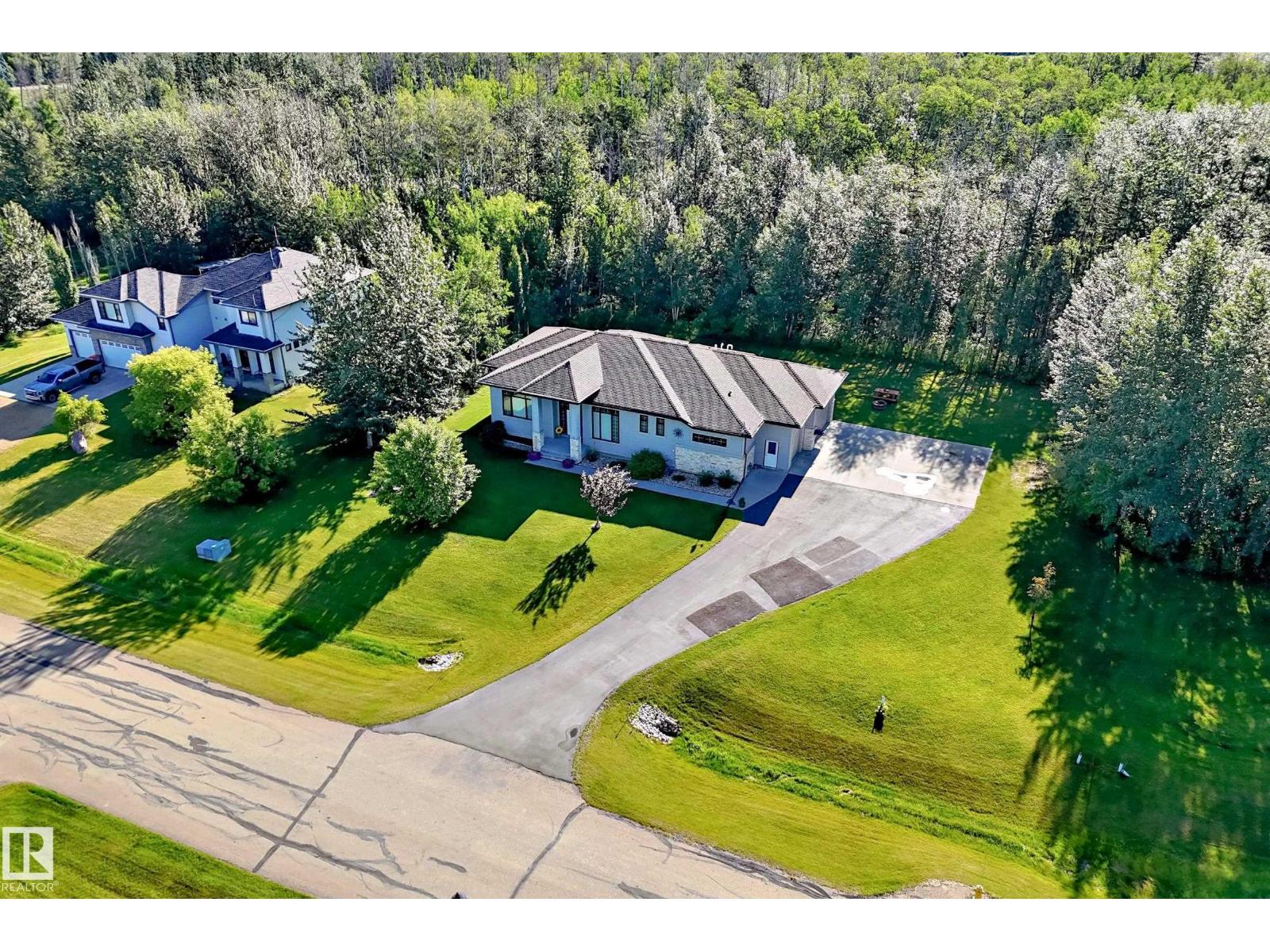 #7 53216 RGE ROAD 264 - 65