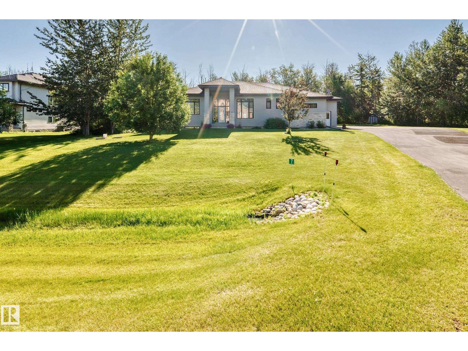 #7 53216 RGE ROAD 264 - 69