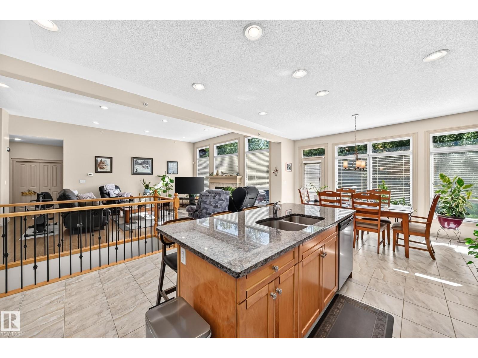 #7 53216 RGE ROAD 264 - 8