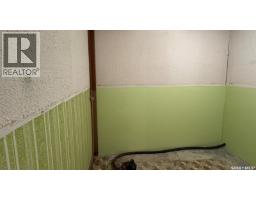 605 5th Avenue W, Assiniboia, SK S0H0B0 Photo 22