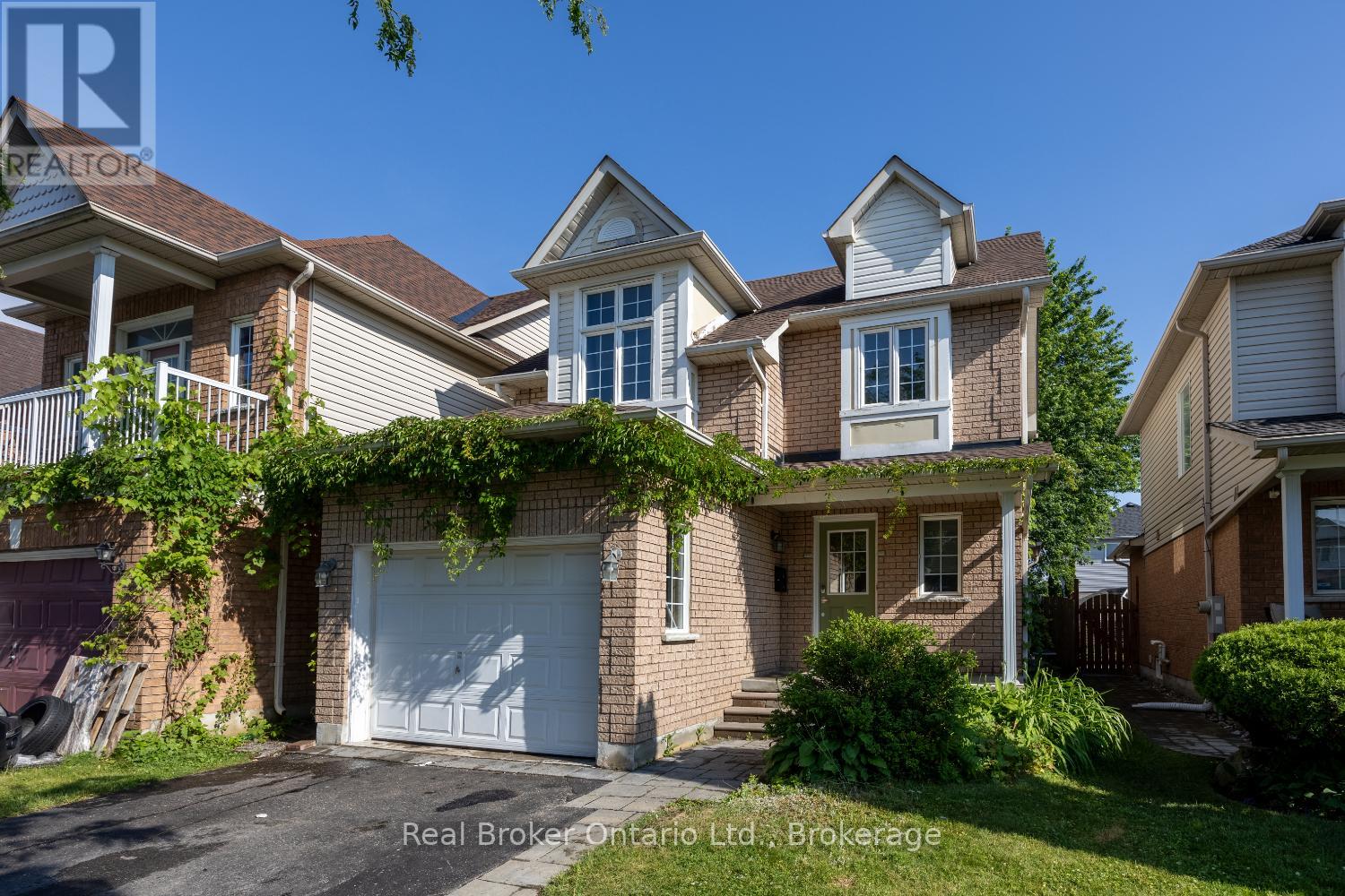 43 MADDEN PLACE - 2