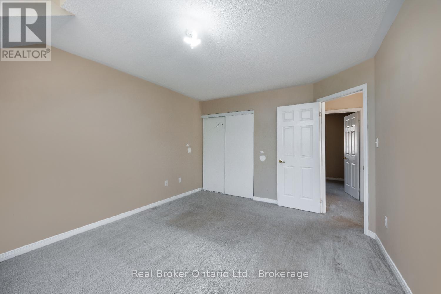 43 MADDEN PLACE - 18