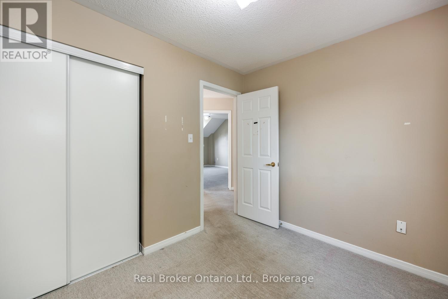 43 MADDEN PLACE - 19