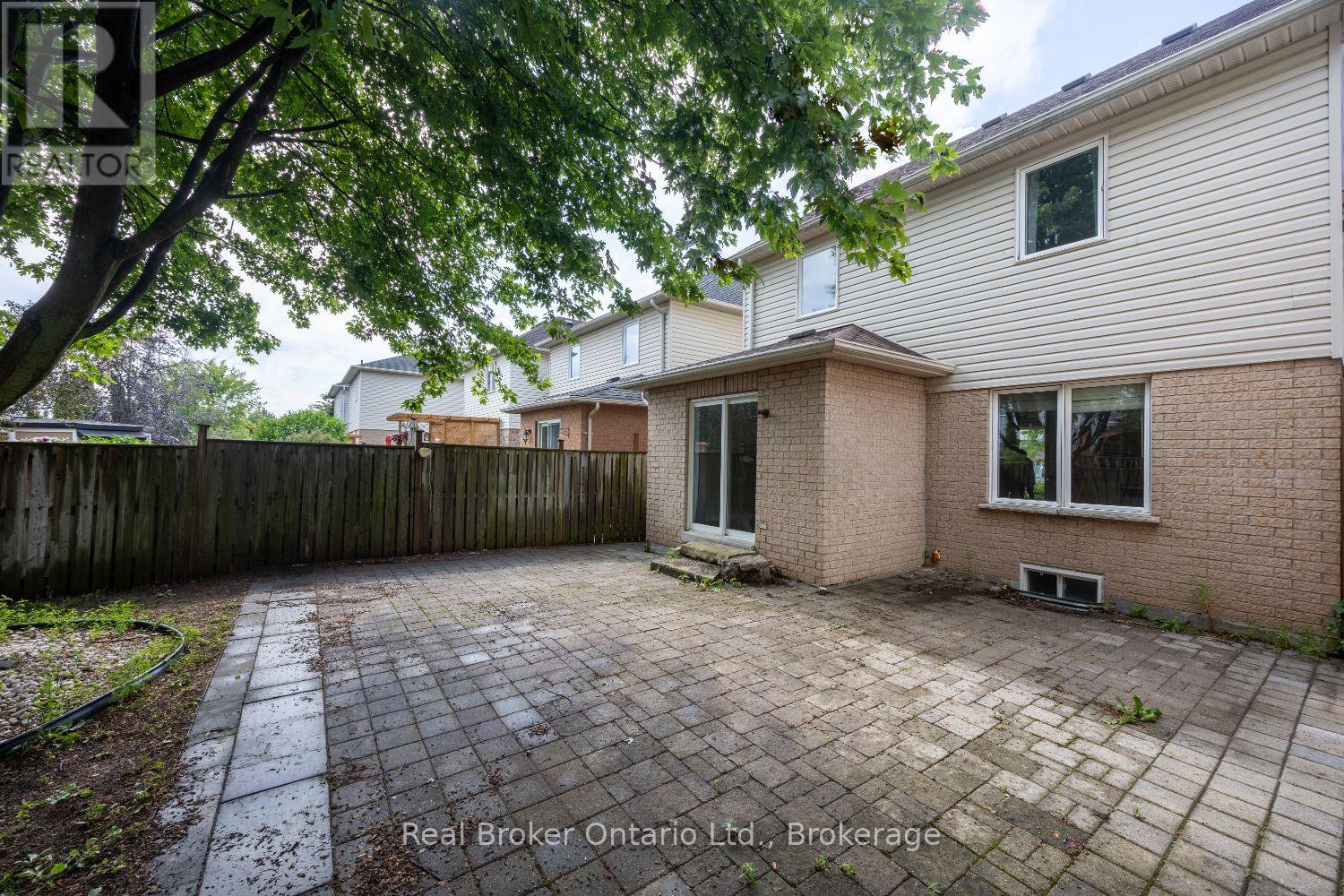 43 MADDEN PLACE - 29