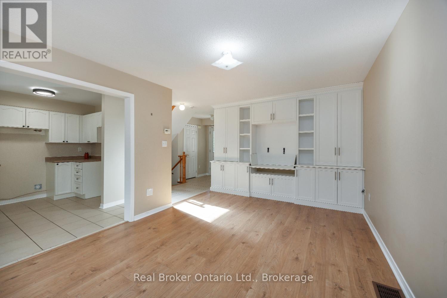 43 MADDEN PLACE - 7