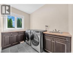 1499 Johnson Street, Coquitlam, BC V3E2T1 Photo 37