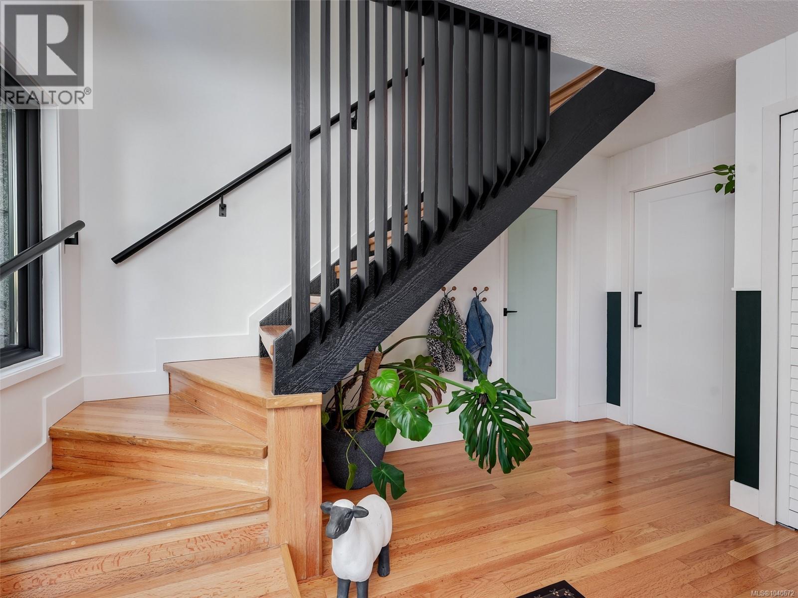 1657 Ash Rd - 35