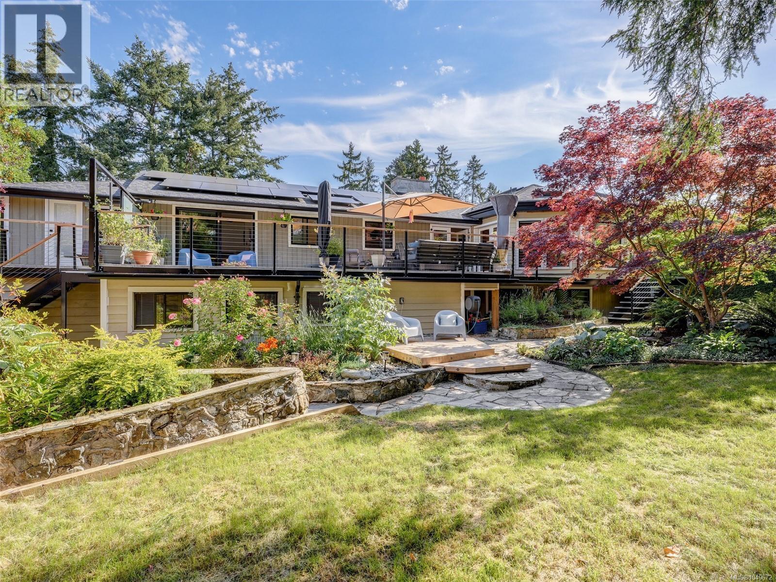 1657 Ash Rd - 61