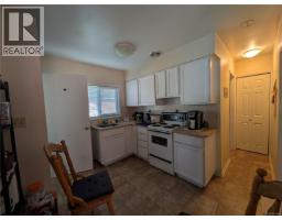 4592 Bonnieview Pl, Saanich, BC V8N3V6 Photo 17