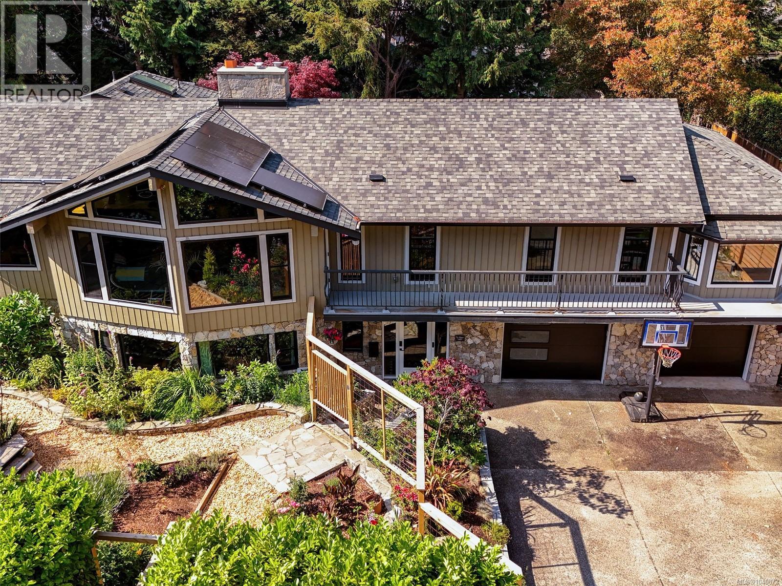 1657 Ash Rd - 73
