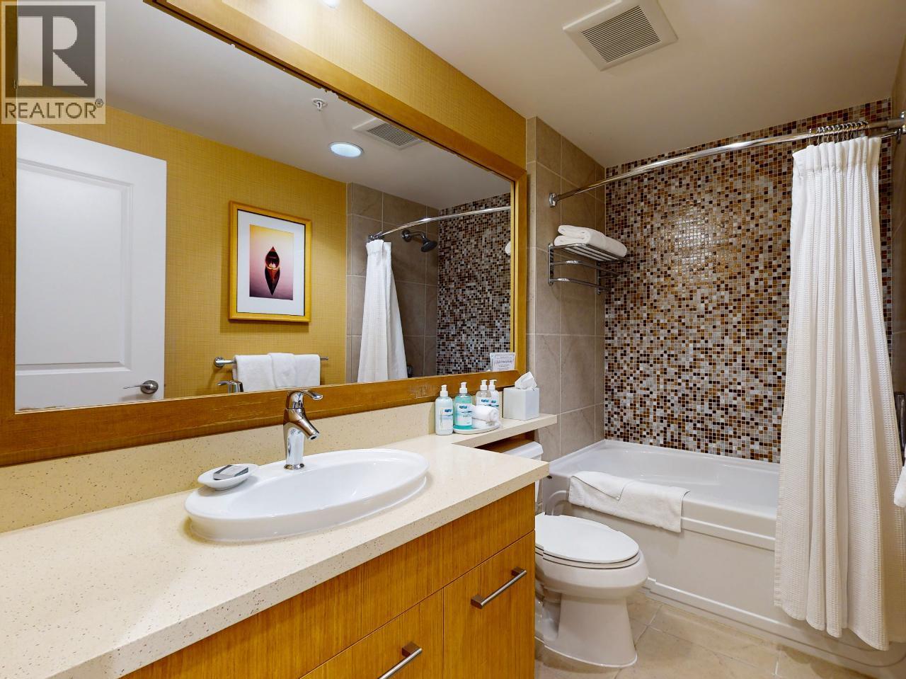 #14 15 PARK Place - 11