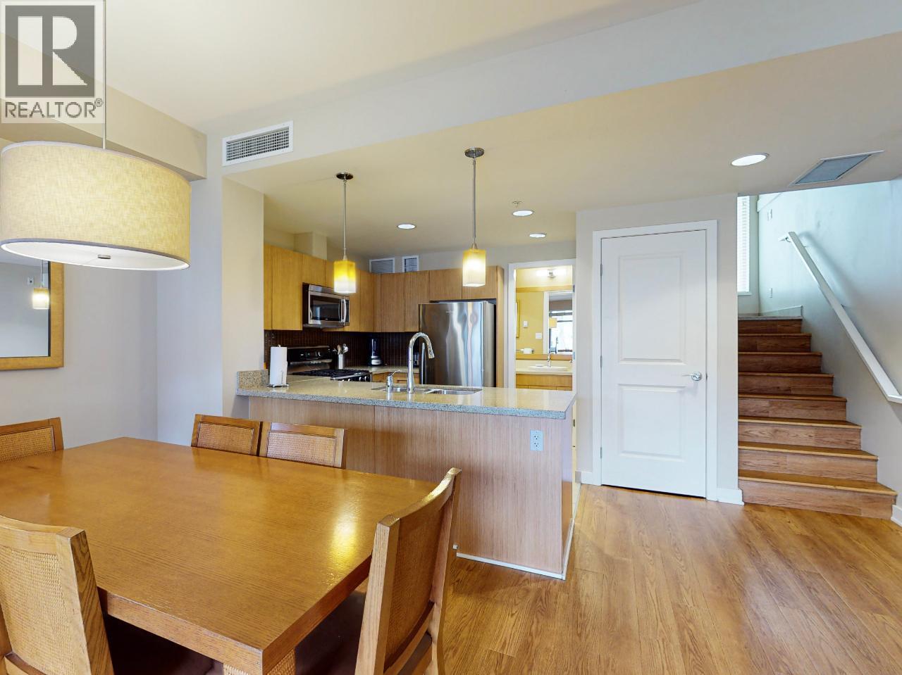 #14 15 PARK Place - 5
