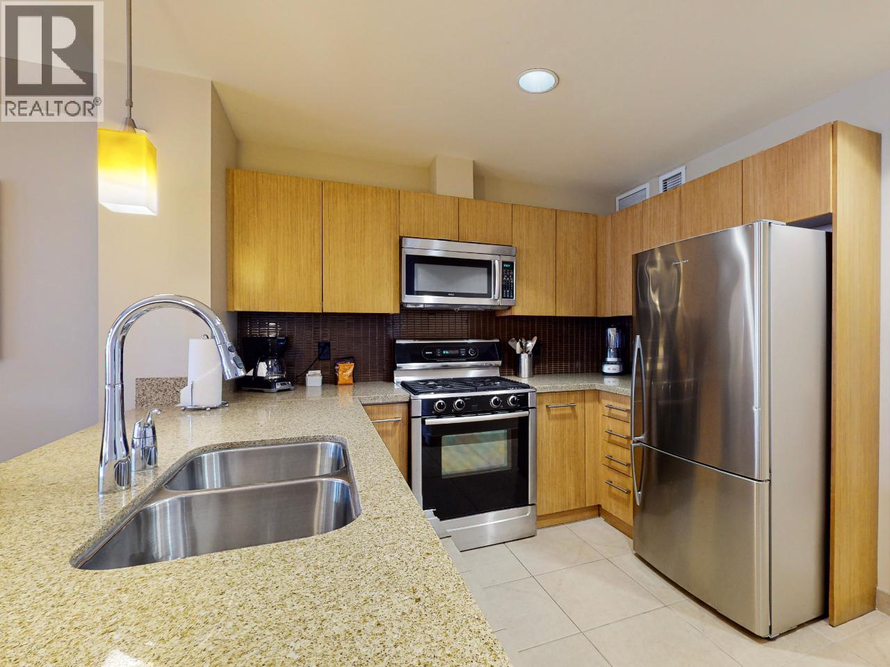 #14 15 PARK Place - 2