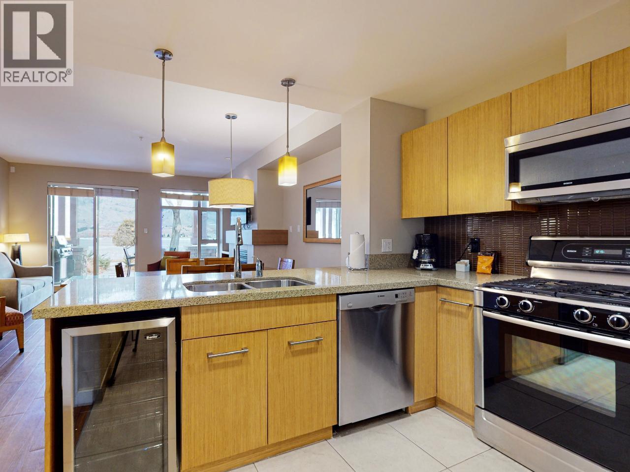 #14 15 PARK Place - 4