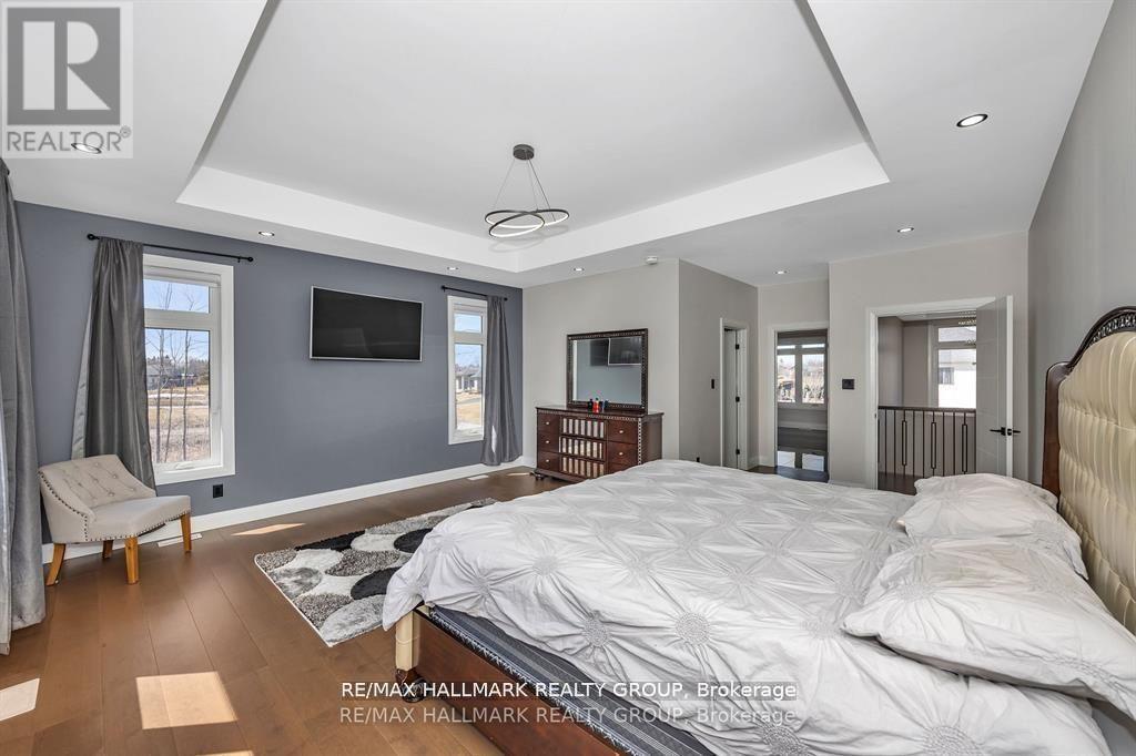 595 SHOREWAY DRIVE - 32