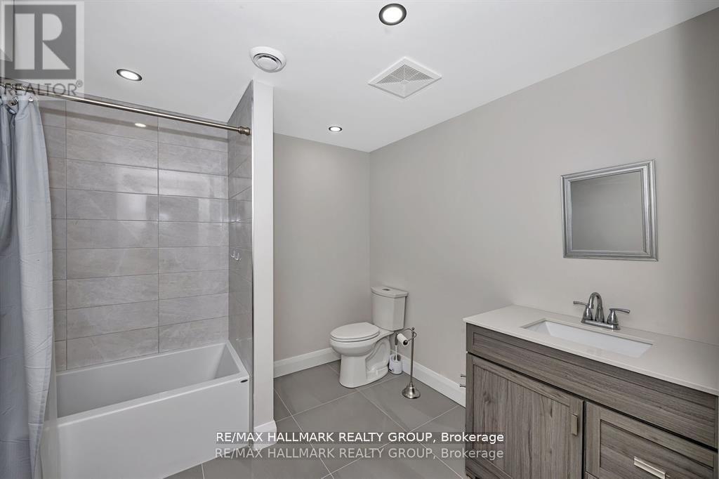 595 SHOREWAY DRIVE - 43