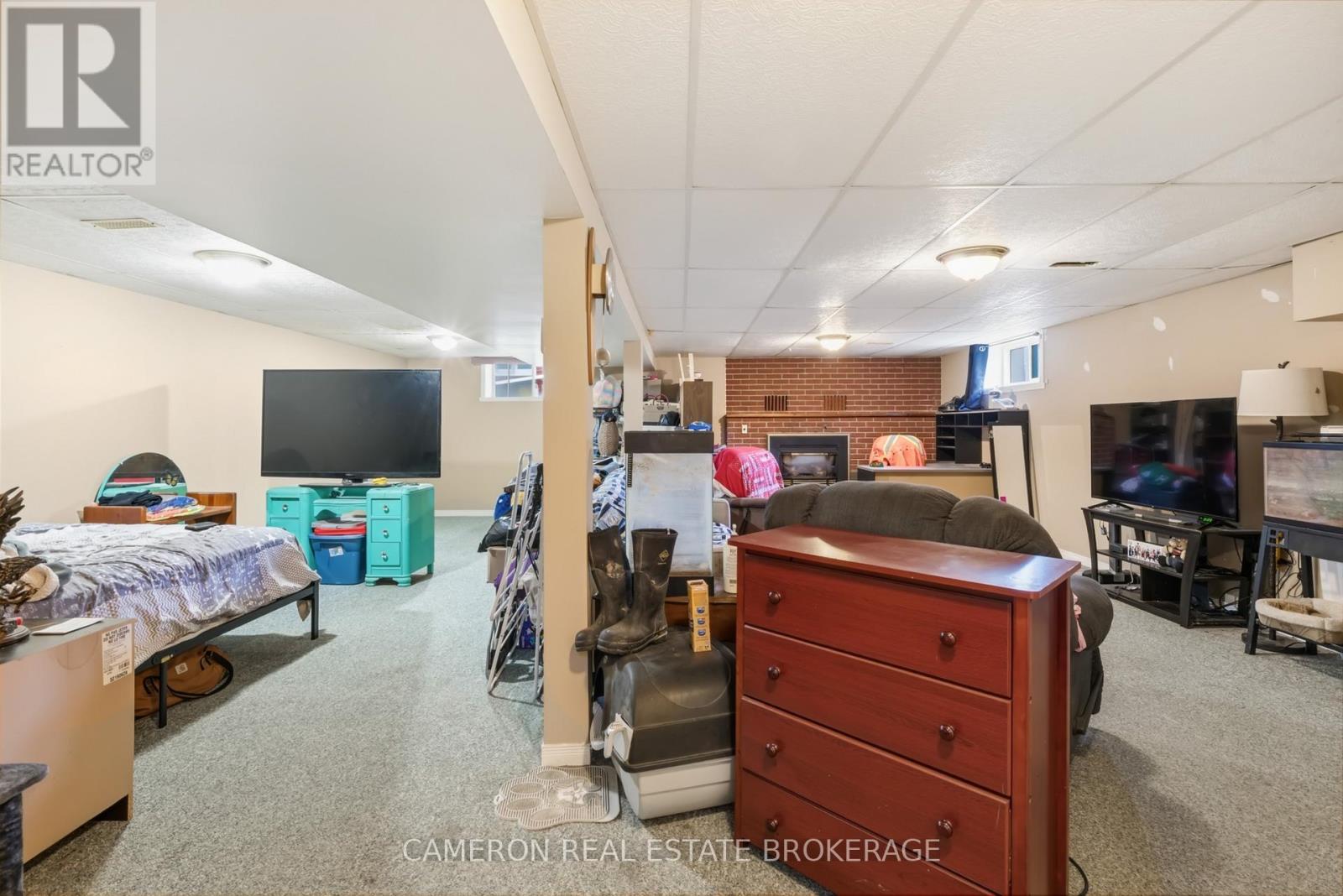 3271 BRUCE STREET - 16