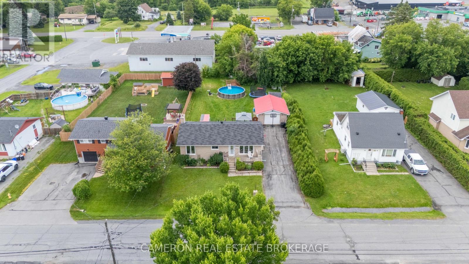 3271 BRUCE STREET - 25