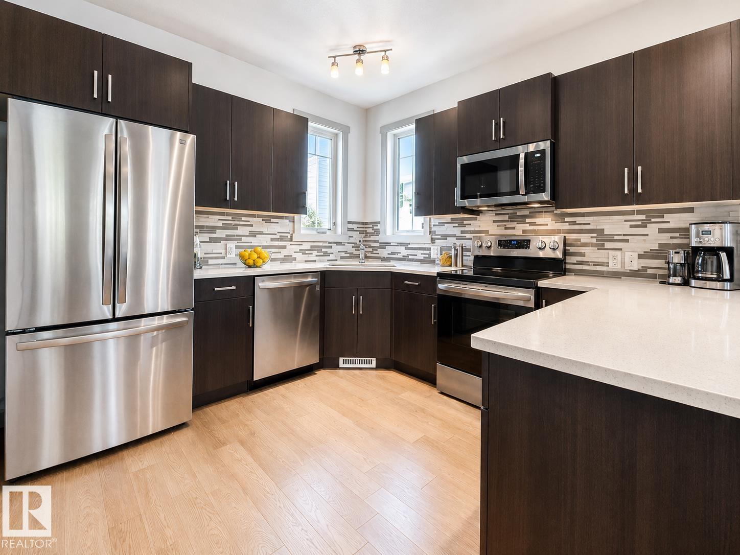 16464 15 AV SW - 11