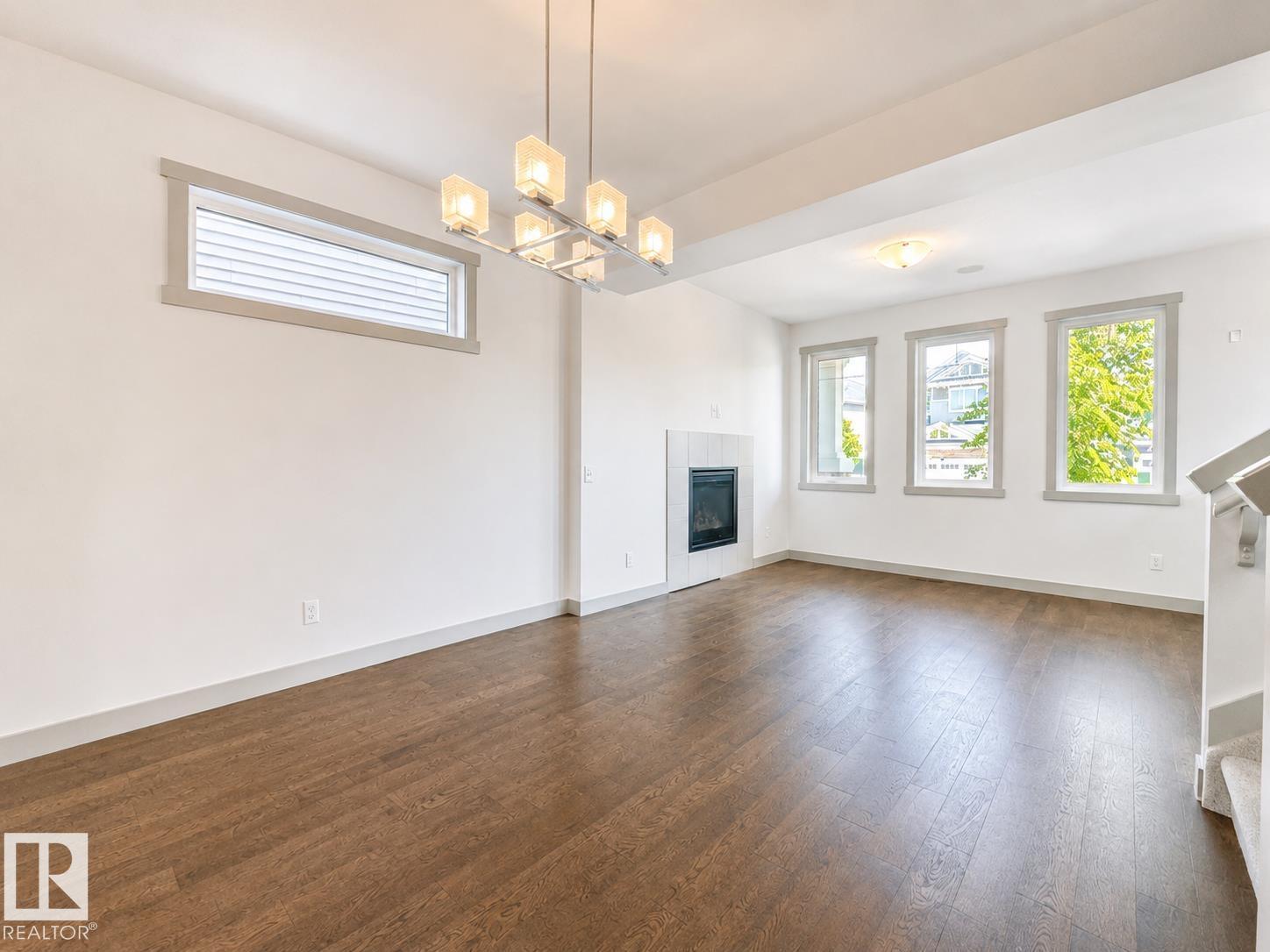 16464 15 AV SW - 8