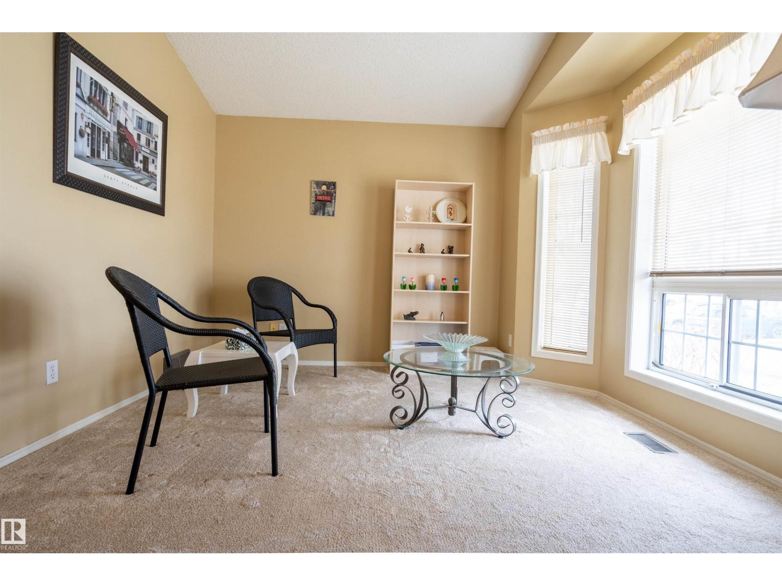 #48 3311 58 ST NW - 2