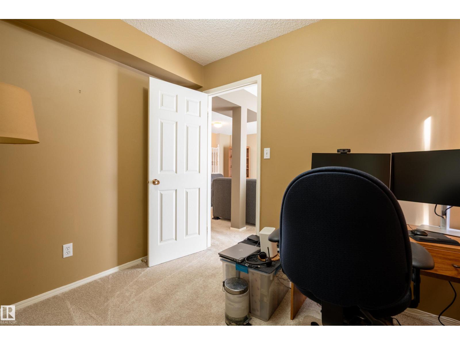 #48 3311 58 ST NW - 22