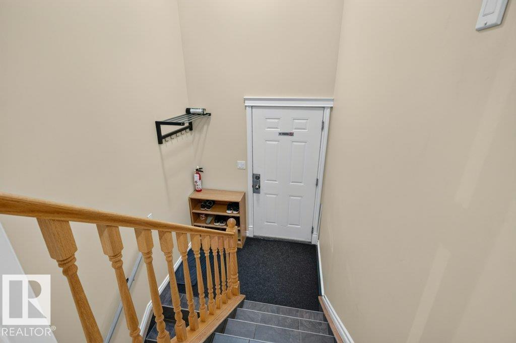 11330 101 ST NW - 15