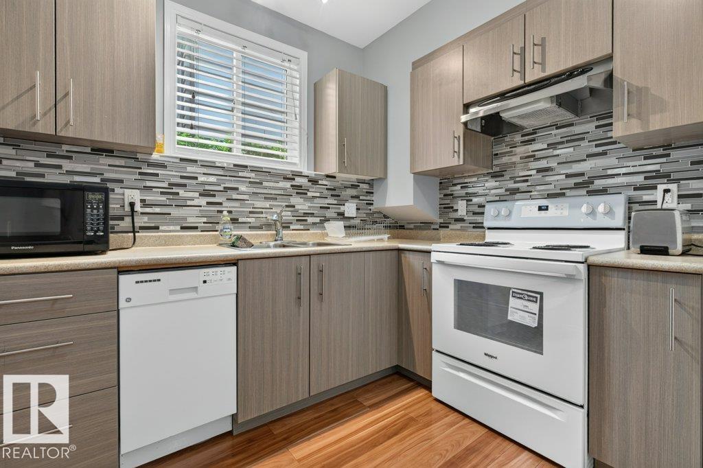 11330 101 ST NW - 17