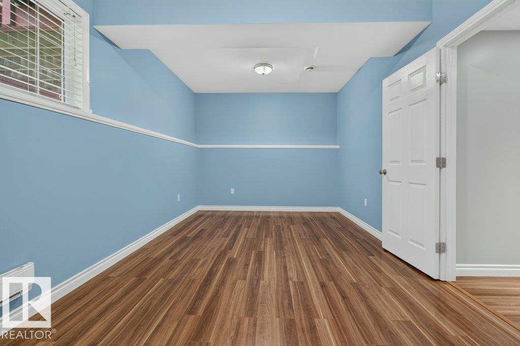 11330 101 ST NW - 18
