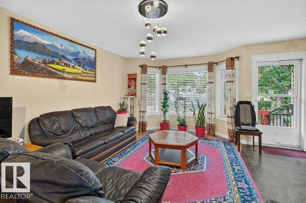 11330 101 ST NW - 6